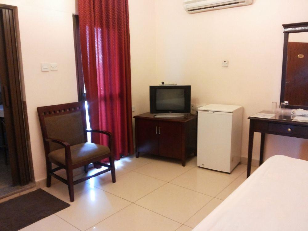Al Qidra Hotel & Suites Aqaba Exterior photo