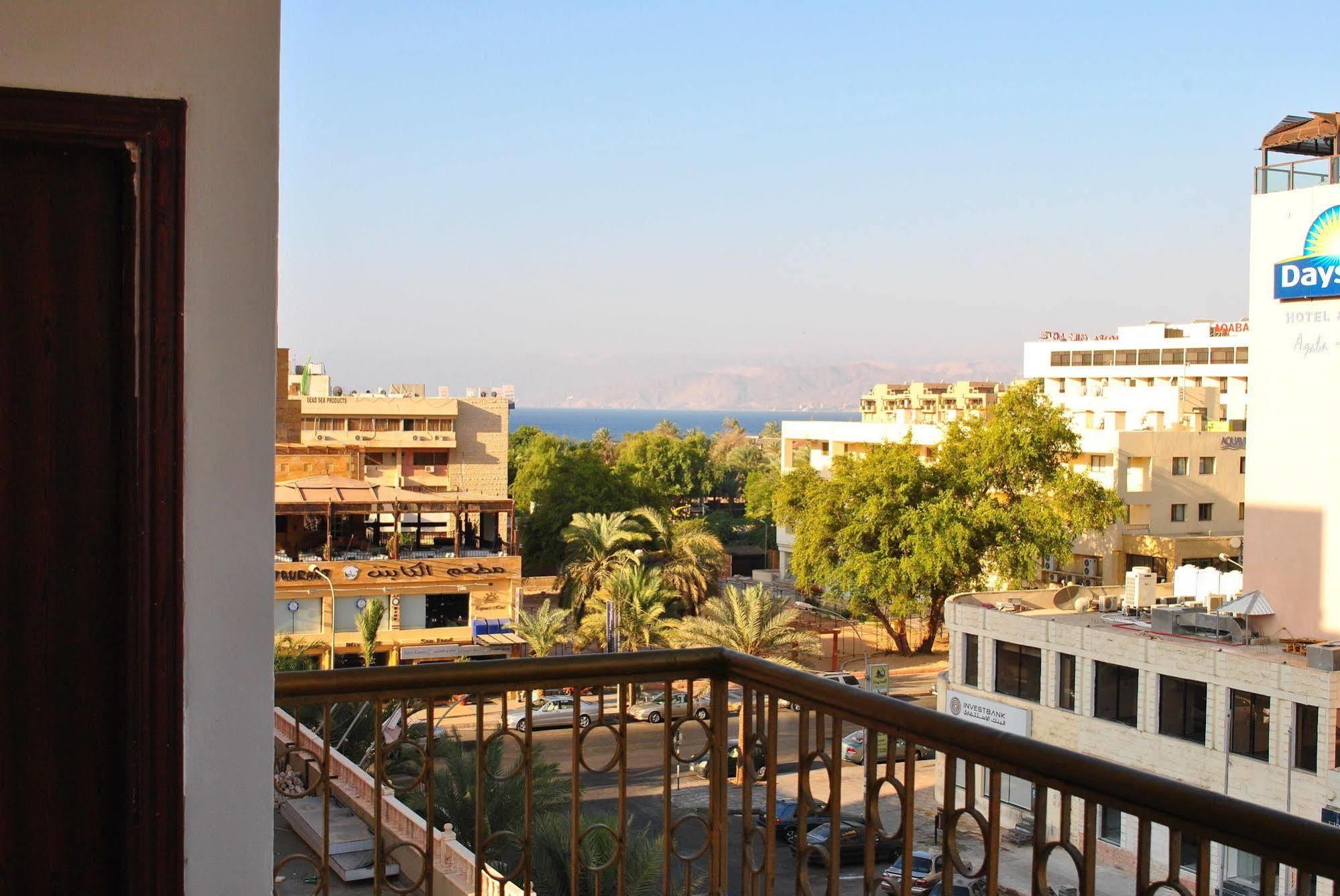 Al Qidra Hotel & Suites Aqaba Exterior photo